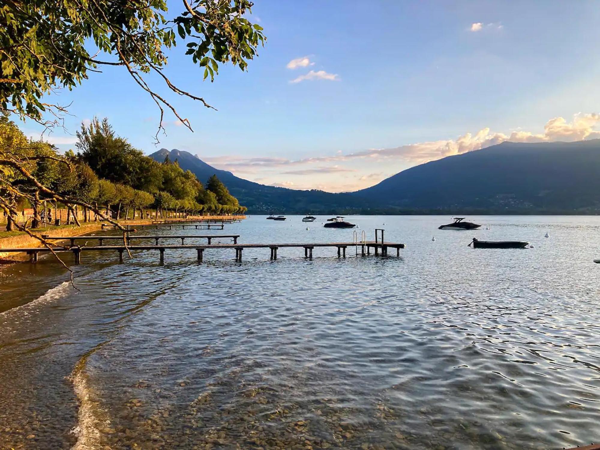 Cabane Pour Vos Vacances A 190M Du Lac D'Annecy Мантон-Сен-Бернар Екстер'єр фото